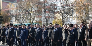 10-kasimda-ataturk-saygiyla-anildi.jpg