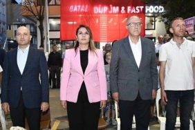 15-temmuz-sehitlerini-anma-demokrasi-ve-milli-birlik-gunu-programi-gerceklestirildi.jpg