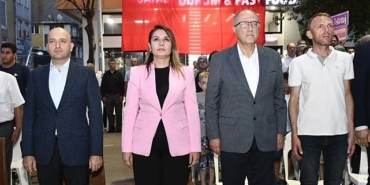15-temmuz-sehitlerini-anma-demokrasi-ve-milli-birlik-gunu-programi-gerceklestirildi.jpg
