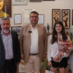 23-nisanda-baskanlik-koltugu-gelecegin-liderine-emanet.jpg