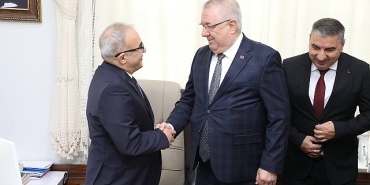 24-kasimda-edremitte-tum-okullar-ziyaret-edildi.jpg