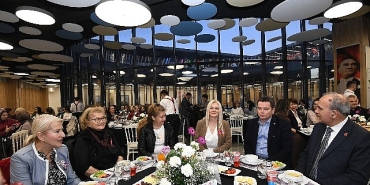 8-martta-osmangazide-kadin-haklari-vurgusu.jpg