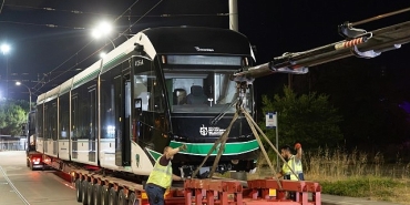 8inci-tramvay-konforlu-ulasim-ailesine-katildi.jpg