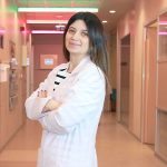 aileler-iyi-bir-kariyerin-mutluluk-getirecegini-dusunuyor-mutluluk-varilmak-istenen-son-nokta-vwPW4IG7.jpg