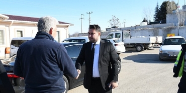 ankara-buyuksehir-belediyesi-ve-kahramankazan-belediyesi-is-birligiyle-ilcedeki-ciftcilere-misir-silaji-dagitildi.jpg