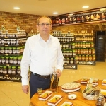 ayvalik-belediye-baskani-mesut-erginden-internet-uzerinden-ayvalik-zeytinyagi-alacak-olan-tuketicilere-uyari.jpg
