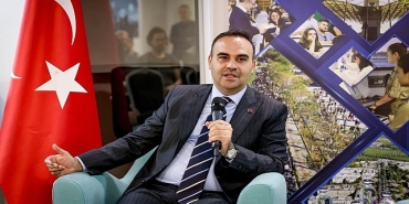 bakan-kacir-deulu-girisimcilerle-bir-araya-geldi.jpg