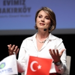 bakirkoyde-esitlik-yolunda-90-yil-soylesisi.jpg