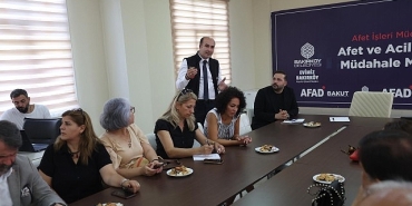 bakirkoyde-muhtarlarla-deprem-hazirlik-toplantisi.jpg