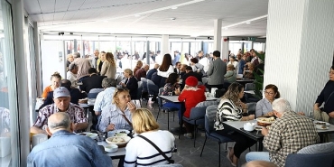 balcova-kent-lokantasi-ve-bal-kafe-hizmete-girdi.jpg