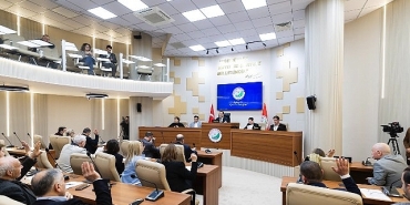 balcova-meclisinden-dayanisma-noktasina-oy-birligi.jpg