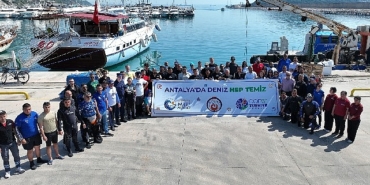 balikci-barinaginda-deniz-dip-temizligi.jpg