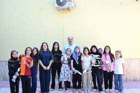 baskan-altay-halit-eroglu-kuran-kursunda-ogrencilerle-bir-araya-geldi.jpg