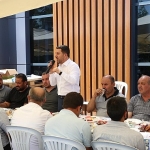 baskan-ari-sanayi-esnafiyla-bir-araya-gelerek-sohbet-etti.jpg