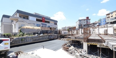 baskan-buyukakin-kent-meydani-projesini-inceledi.jpg
