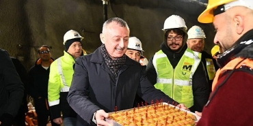 baskan-buyukakindan-surpriz-ziyaretler.jpg