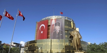 baskan-cercioglu-her-damla-su-gelecegimize-atilan-bir-imzadir.jpg