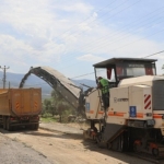 baskan-cercioglundan-kuyucakta-yol-yenileme-calismasi.jpg