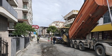 baskan-cercioglunun-onculugunde-aydinin-tum-ilcelerinde-ulasim-yatirimlari-devam-ediyor.jpg