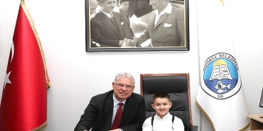 baskan-dalgic-cocuk-baskanla-birlikte-yurudu.jpg