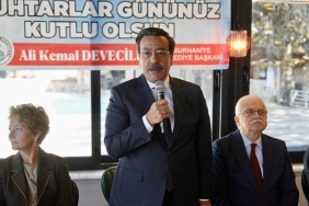 Başkan Deveciler muhtarlar ile bir araya geldi