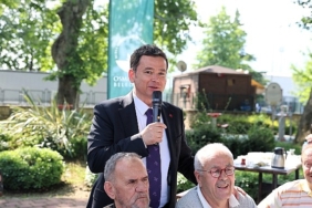 baskan-erkan-aydin-vatandaslarin-taleplerini-yerinde-dinledi.jpg