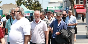 baskan-erkan-aydindan-vatandaslara-asure-ikrami.jpg