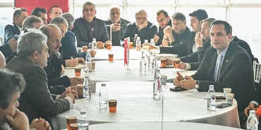 baskan-eski-sanayicimizin-yanindayiz-sorunlari-birlikte-cozecegiz.jpg