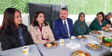 baskan-gorkem-duman-bes-cayi-na-konuk-oldu.jpg