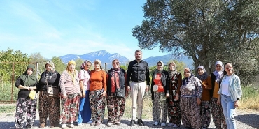 baskan-gorkem-duman-dunya-kadin-ciftciler-gununu-kutladi.jpg