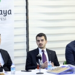 baskan-guner-gaziosmanpasa-ve-kizilay-bolgesi-muhtarlariyla-bir-araya-geldi.jpg