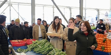 baskan-hatice-gencay-halkla-omuz-omuza-bahari-mujdeledi.jpg