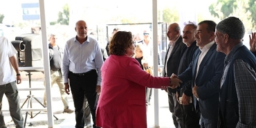 baskan-hatice-gencay-yalikoy-halkini-dinledi.jpg