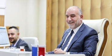 baskan-ibrahim-sandikci-2025-yilinda-da-yeni-eser-ve-hizmetleri-ilcemize-kazandirmaya-devam-edecegiz.jpg