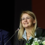 baskan-ovalioglu-gorev-basa-dustuyse-aysegul-burada.jpg