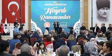 baskan-ozarslan-iftarda-kirsehirlilerle-bulustu.jpg