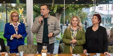 baskan-ozyigit-kadin-uretirse-dunya-degisir.jpg