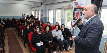 baskan-sandikci-genclerimizin-her-daim-yanindayiz.jpg