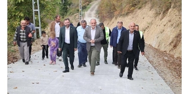 baskan-sandikci-sahada-projelere-yakin-takip.jpg