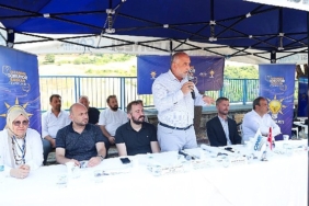 baskan-sandikci-toptepede-vatandaslarin-taleplerini-dinledi.jpg
