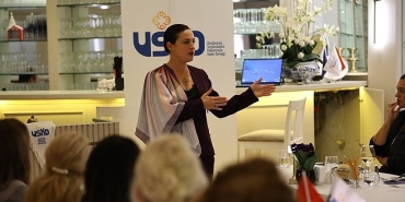 baskan-sengel-efes-tarlasi-yasam-koyu-bir-cumhuriyet-projesidir.jpg