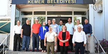 baskan-topaloglu-muhtarlarla-bir-araya-geldi.jpg