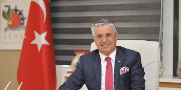 baskan-topaloglundan-yeni-yil-mesaji.jpg