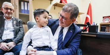 baskan-tugay-sehit-yakinlari-ve-gazi-derneklerini-ziyaret-etti.jpg