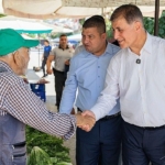 baskan-tugay-tirede-vatandaslar-ureticiler-ve-esnafla-bulustu.jpg
