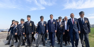 baskan-tugaydan-canakkale-mesaji110-yillik-onurumuz.jpg