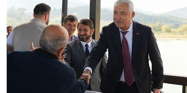 baskan-turkmen-din-gorevlileriyle-bulustu.jpg