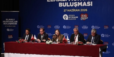 baskan-vekili-busra-ozdemir-elmalida-muhtarlarla-bulustu.jpg