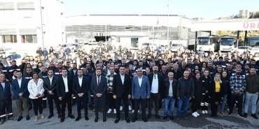 baskan-yildiz-mesai-arkadaslarinin-yeni-yilini-kutladi.jpg