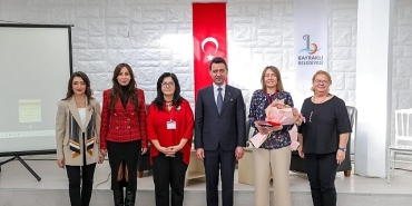 bayraklida-kadina-yonelik-siddetle-mucadele-calistayi.jpg